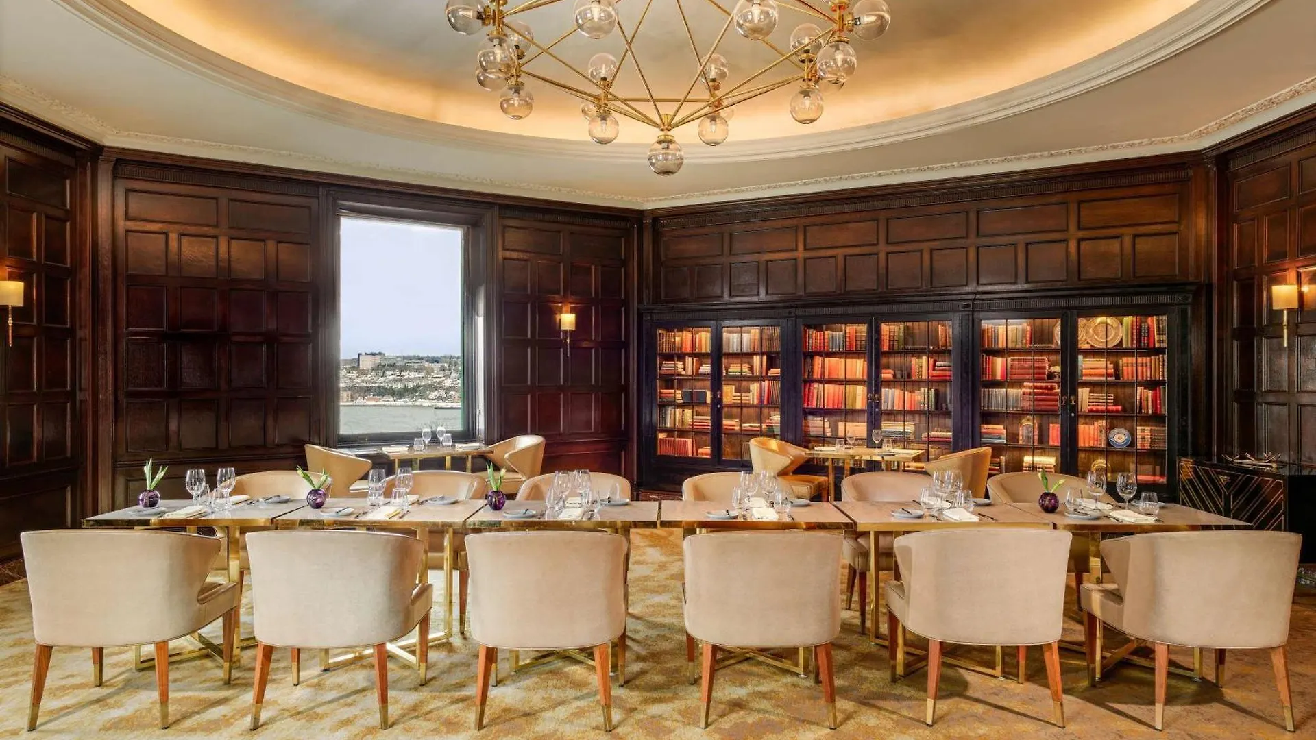 Fairmont Le Chateau Frontenac Квебек